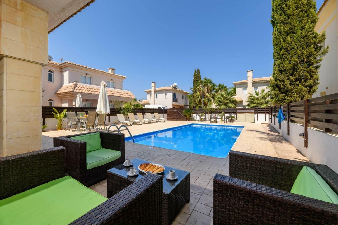 Villa Nadja Paralimni Dış mekan fotoğraf